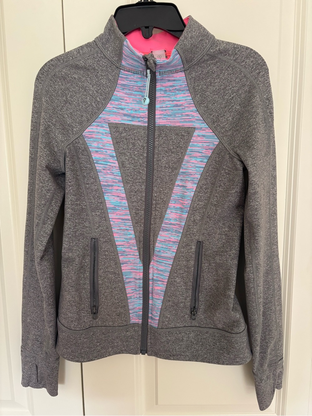 Girls ivivva by lululemon full zip gray athletic jacket/sweatshirt size 12.